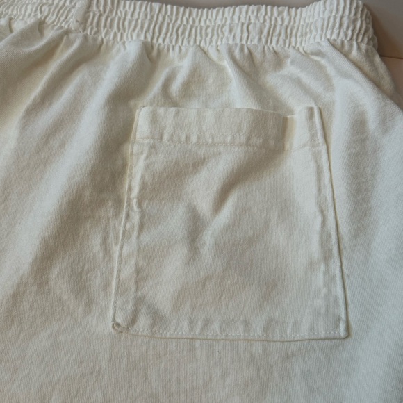 Isaiah Rashad The House XXL White Shorts - Picture 3 of 7